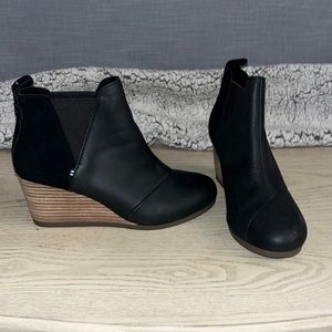 TOMS Kelsey Wedge Bootie